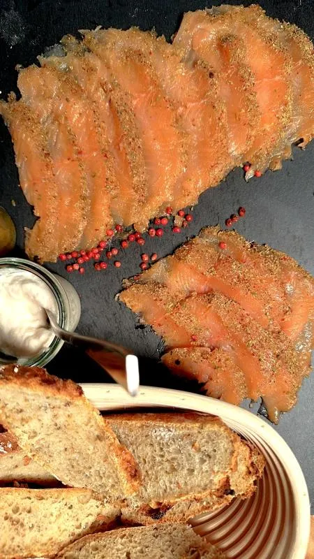 Graved Lachs Svendborg mit Fenchel, Anis und rosa Beeren ca. 1.1 kg
